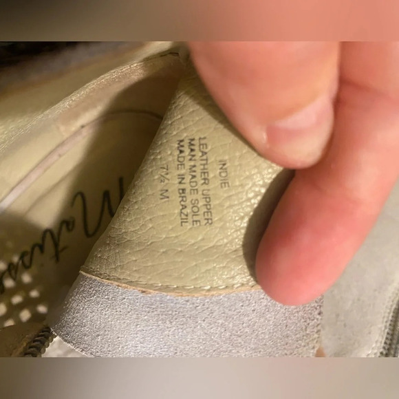 Matisse Indie Bone Gray/White Suede Leather Cutout Ankle Booties - Picture 6 of 14